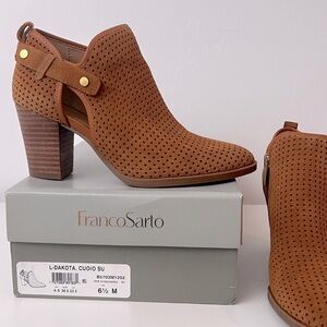 Franco Sarto Women's Tan Ankle Boots